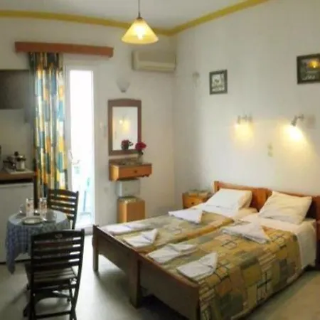 Rea Sun Апартаменты Naxos City