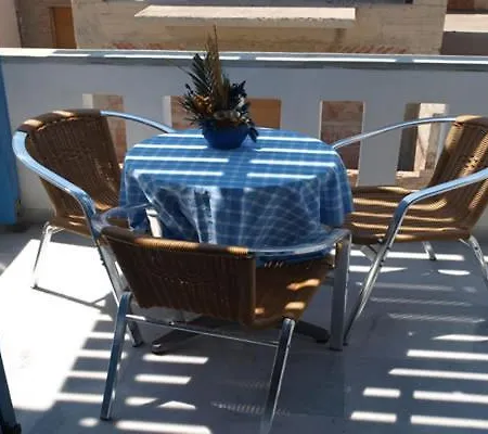 Апартаменты Rea Sun Naxos City