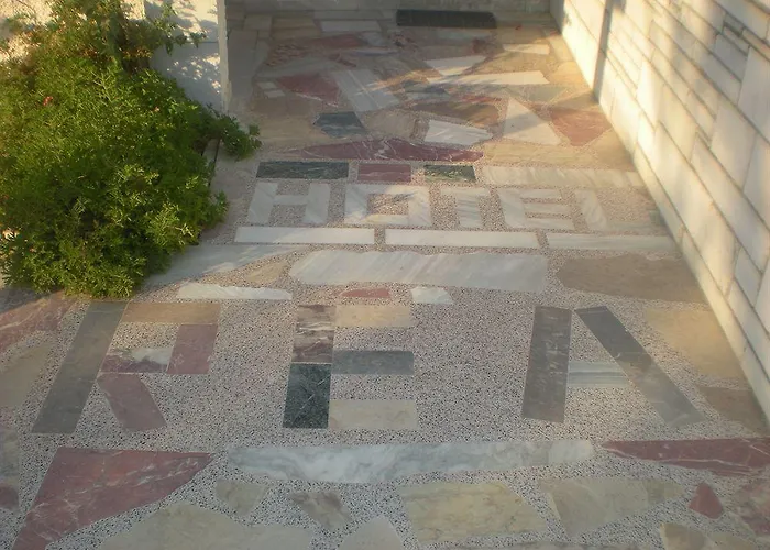 Rea Sun * Naxos City